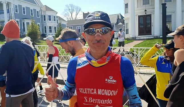 Sotto le 3 ore nella maratona pi&ugrave; antica al mondo, l'impresa dal paese della zucca a Boston