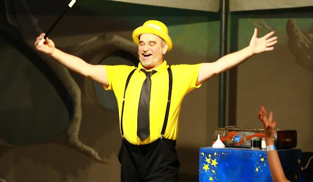 Un giornata di spettacoli "no stop": il Museo della Magia compie 13 anni