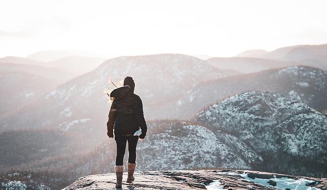 Storie di vetta: 28 racconti che svelano l&rsquo;anima della montagna