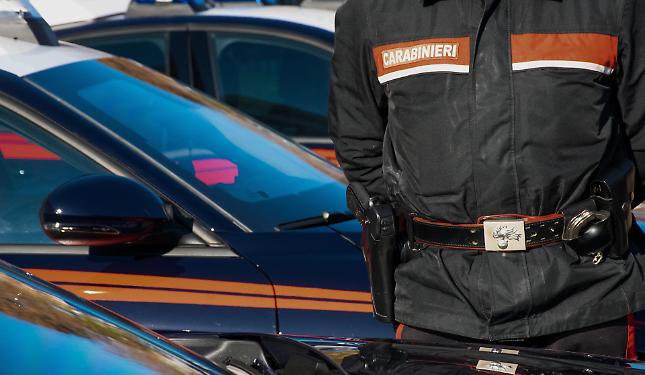 Allenatore sotto indagine per molestie, la societ&agrave; prende posizione