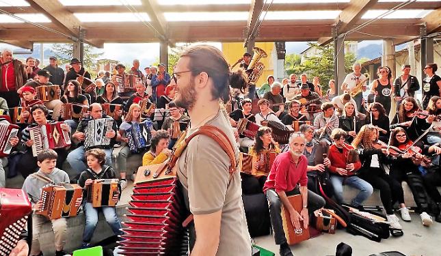 Tre giorni di musica e danza: la primavera si accende in chiave occitana