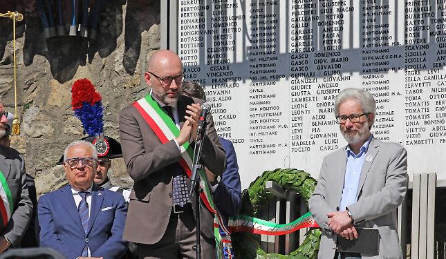 &laquo;Il 25 aprile ha restituito la libert&agrave; e la dignit&agrave; al nostro Paese&raquo;. Si restaurer&agrave; il monumento allo &ldquo;scalone&rdquo;