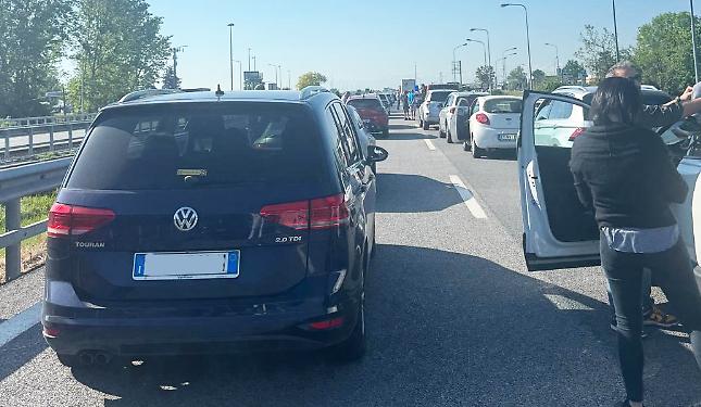 Incidente sulla Torino-Savona: traffico bloccato e interviene l'elisoccorso