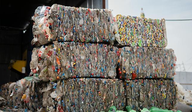 Rifiuti, dalla Regione oltre 14 milioni per riduzione e riciclo