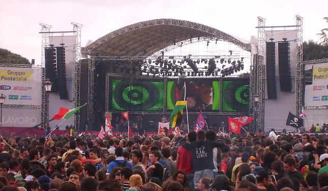 Concertone del 1&deg; Maggio sul grande schermo: musica, aperitivo e ingresso libero