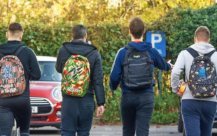 Un progetto che ascolta i ragazzi: workshop e natura nel nuovo programma