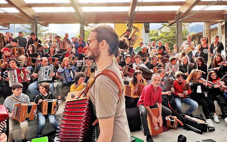 Tre giorni di musica e danza: la primavera si accende in chiave occitana