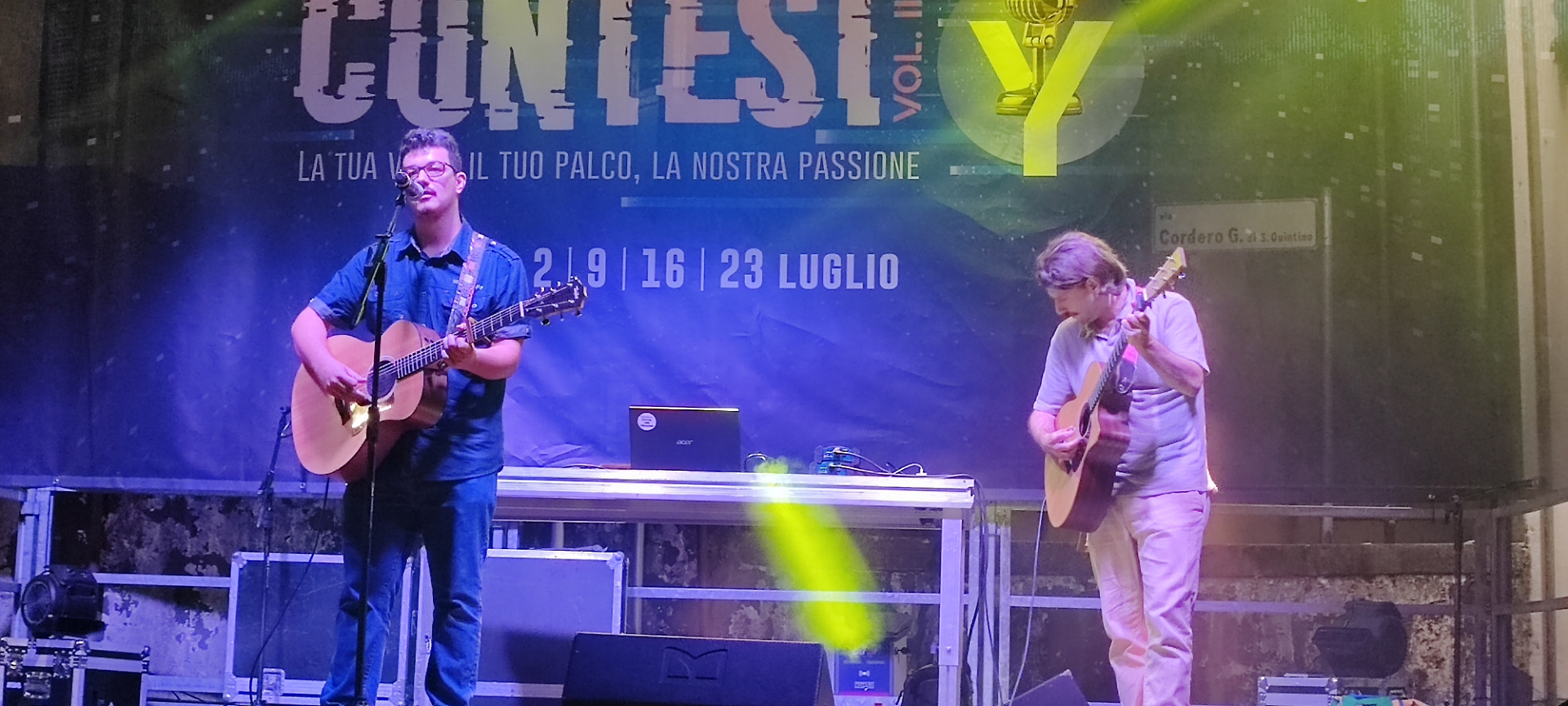 I Devalle, tra i finalisti, duo voce-chitarre tra cantautoriale e rock acustico