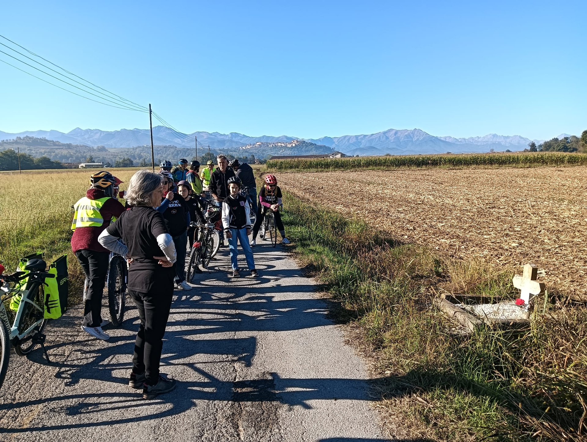 Tappa a uno dei cippi partigiani, in fraz. Cassanio